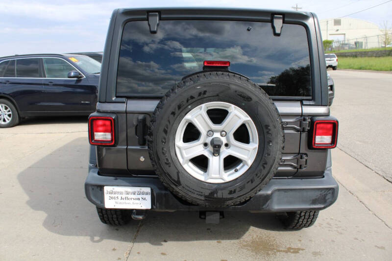 jeep all-new wrangler unlimited 2018 1C4HJXDG3JW183442 image jeep all-new wrangler unlimited 2018 1C4HJXDG3JW183442 image
